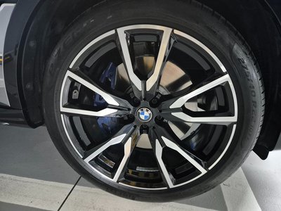 2021 BMW X7 — миниатюра 20