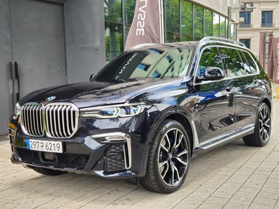 2021 BMW X7 — фото 2