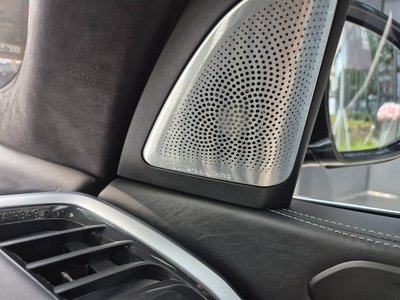 2021 BMW X7 — миниатюра 15