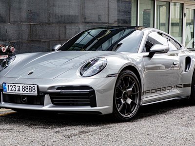 صورة 1 لـ 2025 Porsche 911