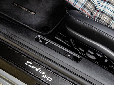 2025 Porsche 911 缩略图 14