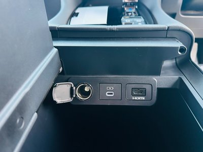 2026 Toyota ALPHARD — миниатюра 73