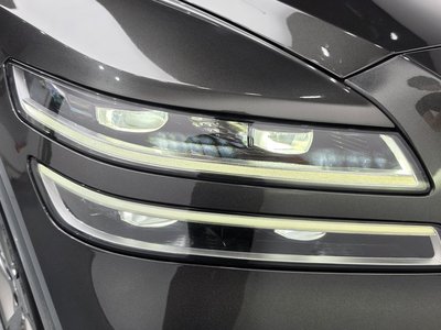 2023 Genesis GV80 photo 9