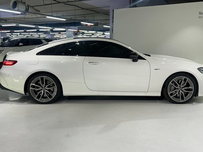 MERCEDES-BENZ E-CLASS - 2