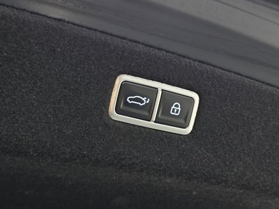 صورة مصغرة 18 لـ 2022 GENESIS G90 (RS4)