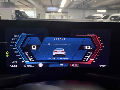 2024 BMW M4 缩略图 11