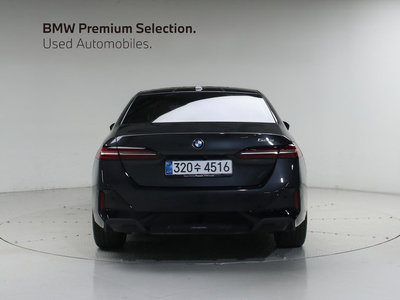 BMW 5 SERIES - 2