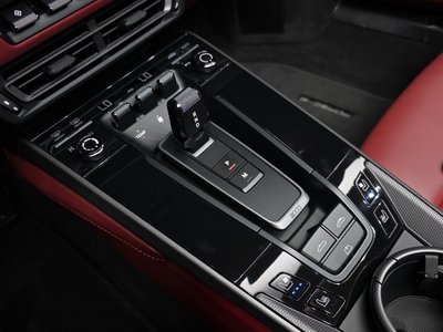 صورة 9 لـ 2022 Porsche 911