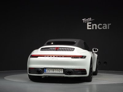 صورة 3 لـ 2022 Porsche 911