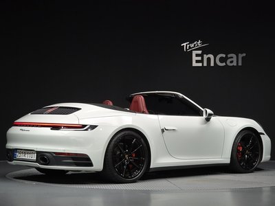 صورة 4 لـ 2022 Porsche 911