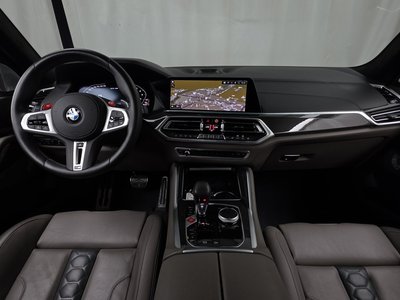 2021 BMW X5 M — фото 5