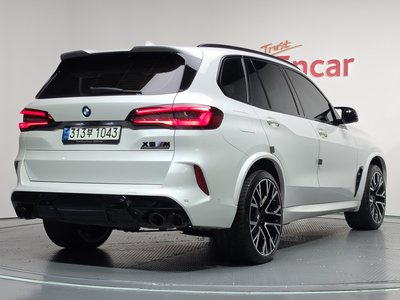 2021 BMW X5 M — фото 4