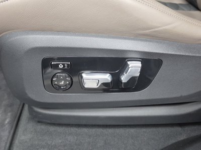 2021 BMW X5 M thumbnail 32