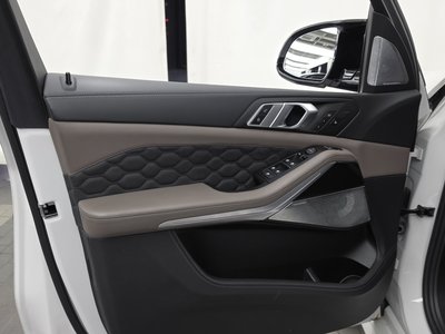 2021 BMW X5 M thumbnail 14
