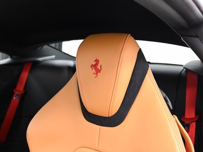 2022 Ferrari ROMA — миниатюра 19
