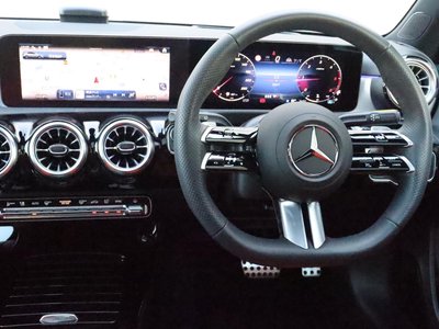 صورة مصغرة 32 لـ 2025 Mercedes-BENZ A-CLASS