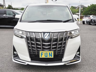 2021 Toyota ALPHARD photo 2
