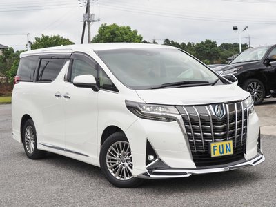 2021 Toyota ALPHARD photo 3