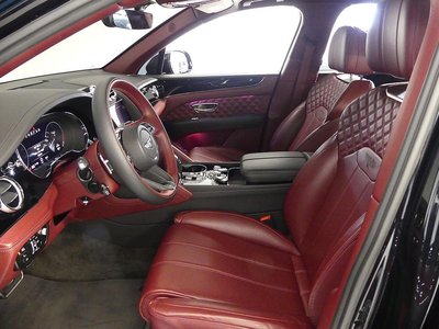 BENTLEY BENTAYGA - 5