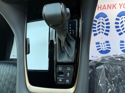 2026 Toyota ALPHARD — миниатюра 50