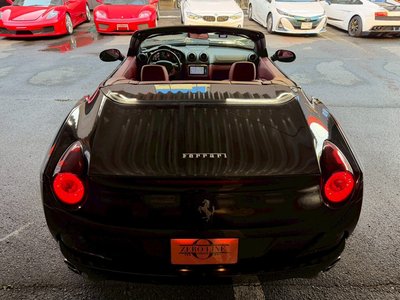 2012 FERRARI CALIFORNIA 30 — миниатюра 19