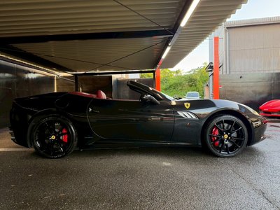 2012 FERRARI CALIFORNIA 30 — миниатюра 17