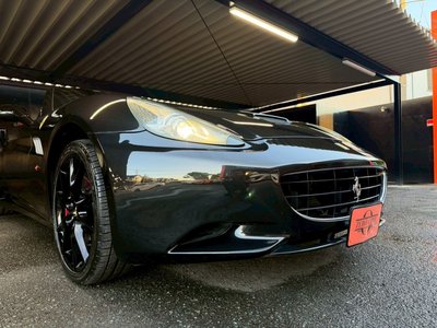 2012 FERRARI CALIFORNIA 30 — миниатюра 23