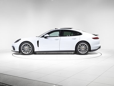 PORSCHE PANAMERA - 9