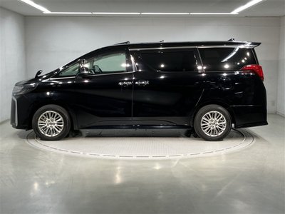 TOYOTA ALPHARD - 2