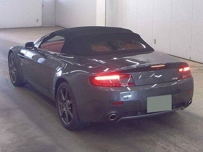 2009 Aston Martin V8 VANTAGE 照片 2
