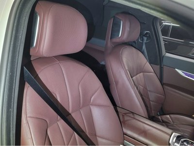 BMW I7 - 6
