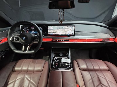 2023 BMW 7 SERIES photo 5