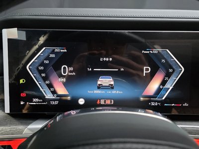 2023 BMW 7 SERIES photo 8