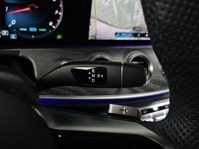 MERCEDES-BENZ E-CLASS - 9