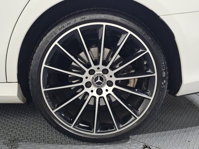 MERCEDES-BENZ E-CLASS - 6