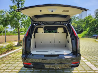 2023 Cadillac ESCALADE 5TH GENERATION thumbnail 12