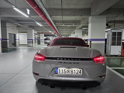 PORSCHE 718 - 3