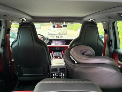 2026 Porsche CAYENNE thumbnail 19