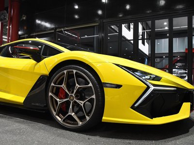 LAMBORGHINI REVUELTO - 10