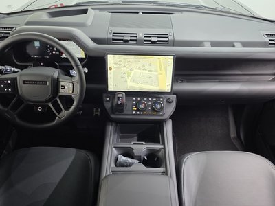 LAND ROVER DEFENDER - 9