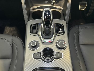 2025 ALFA Romeo STELVIO photo 10