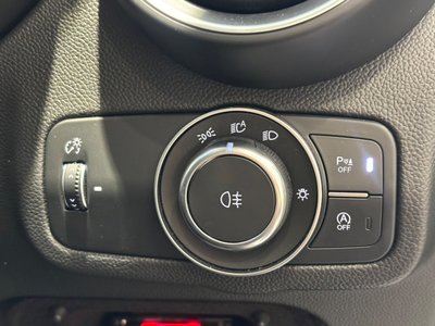 2025 ALFA Romeo STELVIO 缩略图 32