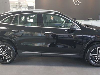 MERCEDES-BENZ EQA - 3