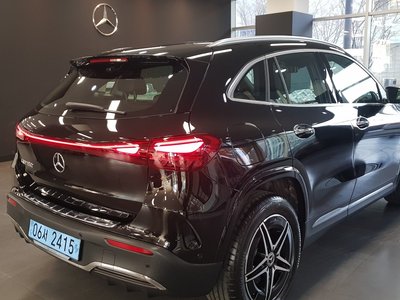 MERCEDES-BENZ EQA - 6