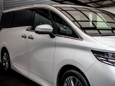 2023 TOYOTA ALPHARD photo 9