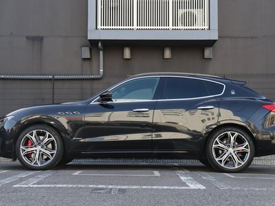 MASERATI LEVANTE - 6
