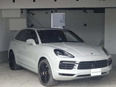 PORSCHE CAYENNE - 4