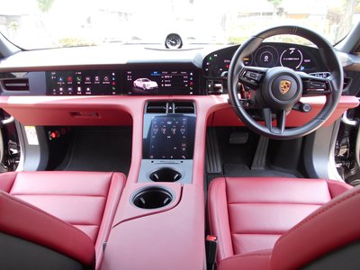 2021 Porsche TAYCAN 缩略图 12