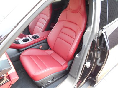 2021 Porsche TAYCAN 缩略图 15