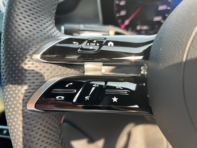 2025 Mercedes-BENZ GLC — миниатюра 18